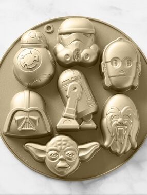 Williams Sonoma Star Wars™ Cakelet Pan, 12" Aluminum Non Stick